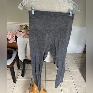 Lululemon cropped leggings